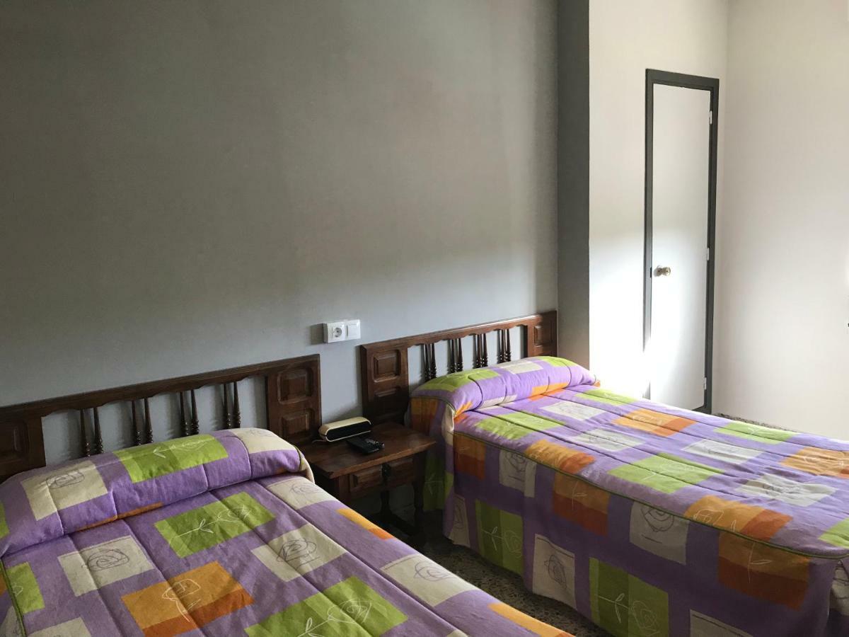 Hostal San Miguel Villalobar エクステリア 写真